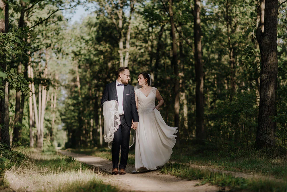 sesja plenerowa w lesie fotograf na ślub